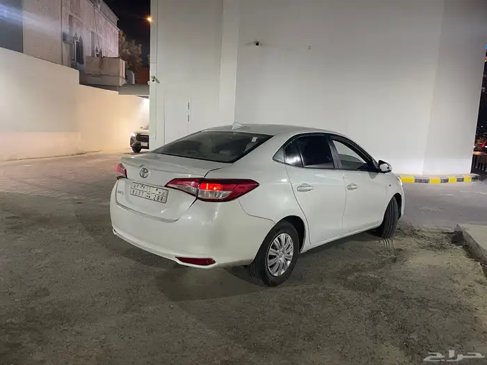 سيارة يارس 2022 1