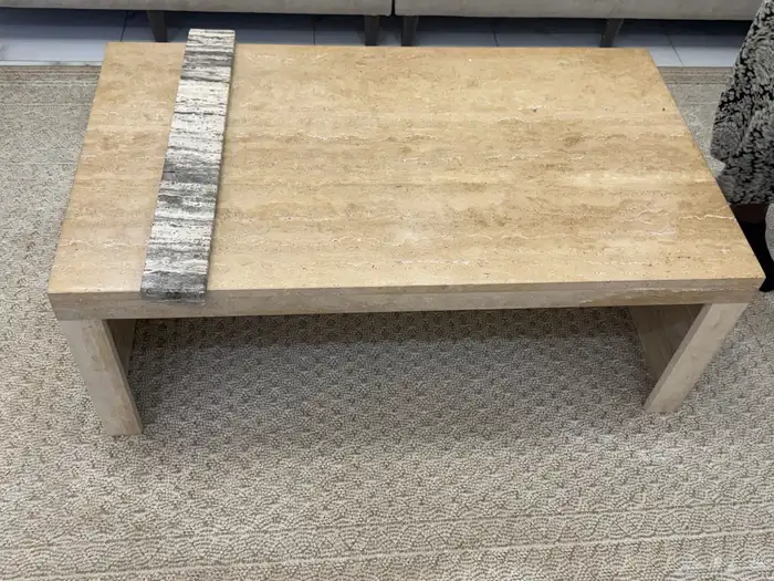 طاوله قهوه وسط رخام ترافنتينو طبيعي معالج بحزام متحرك 2