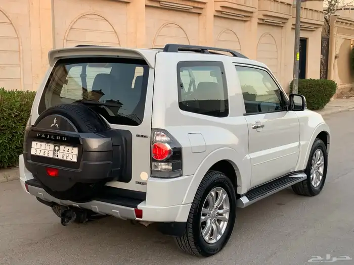 باجيرو ربع فل كامل 2016 نظيف 5