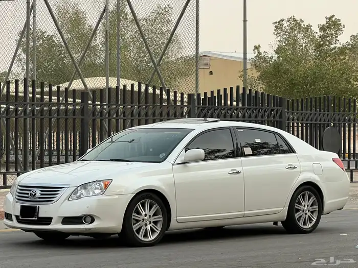 تويوتا افالون 2010 فل سعودي 1