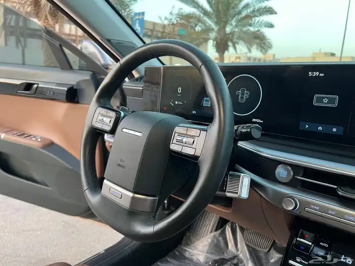 ازيرا بريميوم 2024 ( شبه جديد ) ممشى قليل 29