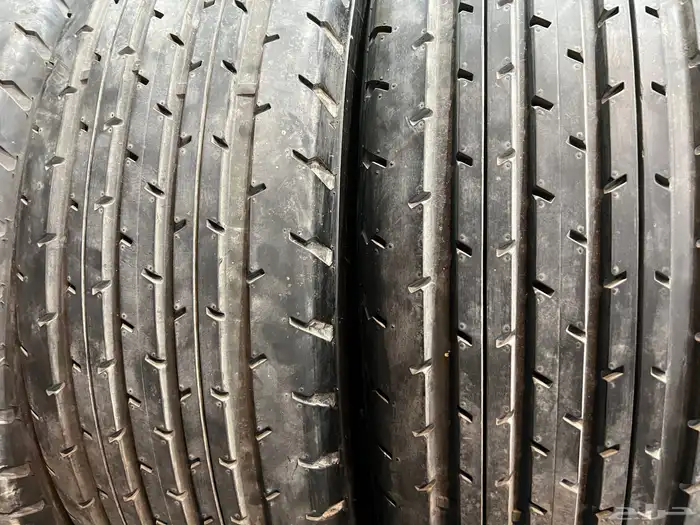 كفرات شاهين سيام مقاس 900 18 27