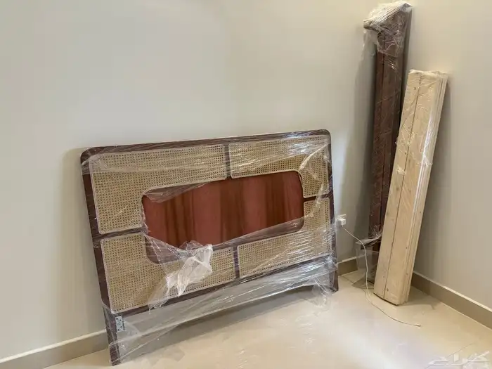 Like new furniture أثاث أخو الجديد لدواع السفر 0