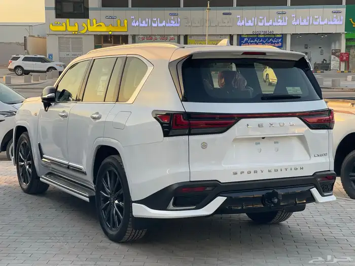 لكزس إف سبورت خليجي 2025 بالكاش والاقصاد 4