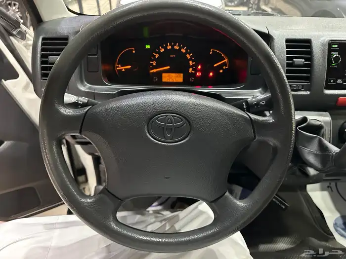 تويوتا باص هايس موديل 2016 ممشى قليل ركاب نظيف 7