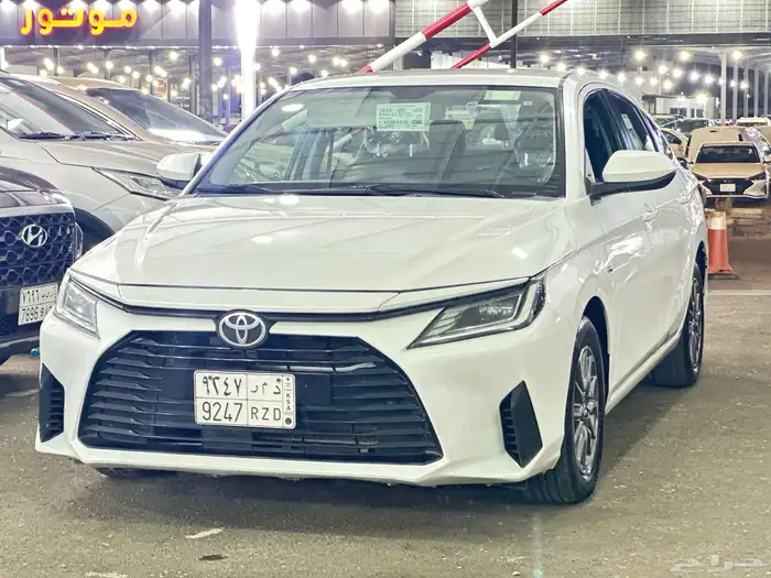 تويوتا يارس y 2023 0