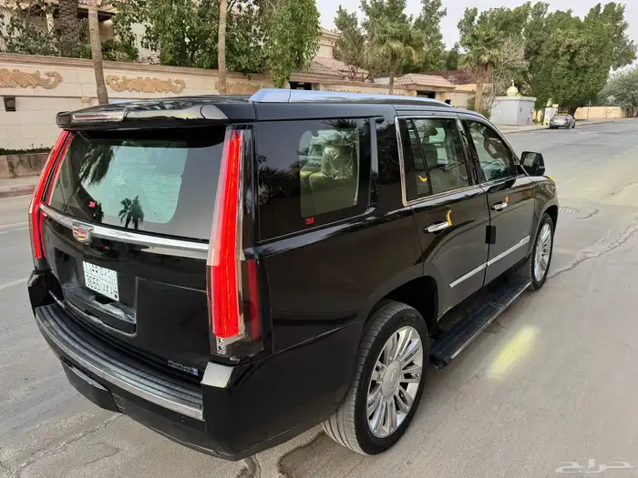 اسكاليد 2015 سعودي فل كامل بحالة الوكاله 54