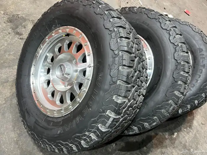 جنوط ميثود نيكل6مسمار معا كفرات نص حجري ودواي مقاس 285 70 17 33