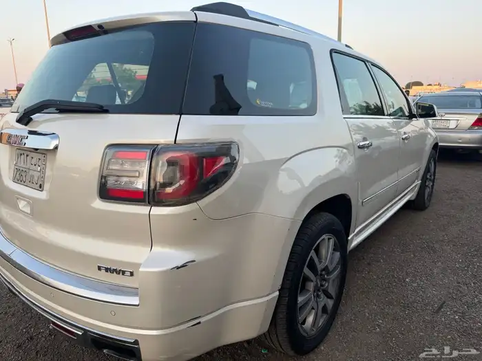 جمس اكاديا دينالي أعلى فئة 4