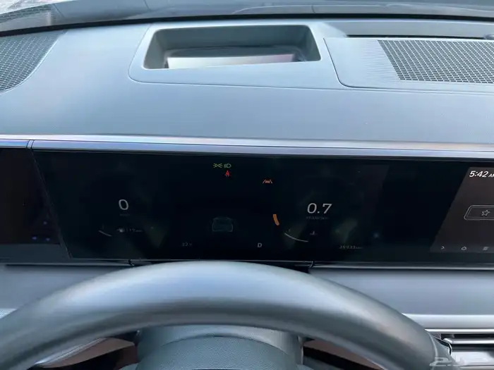 ازيرا بريميوم 2024 ( شبه جديد ) ممشى قليل 28