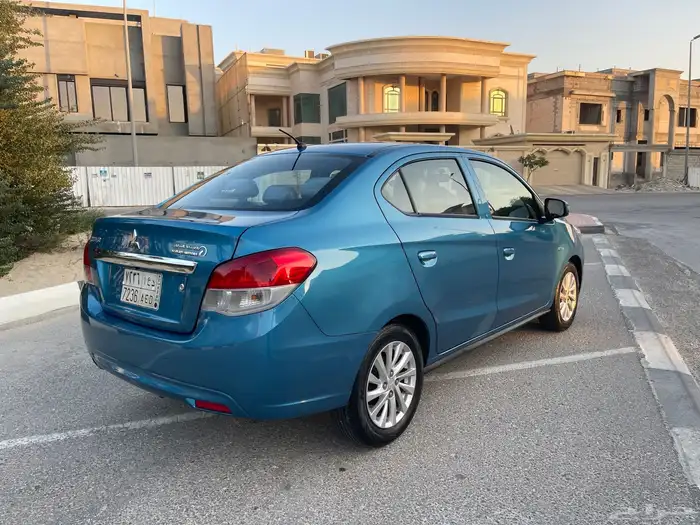 ميتسوبيشي اتراج 2020 ماشي قليل 32 الف 2