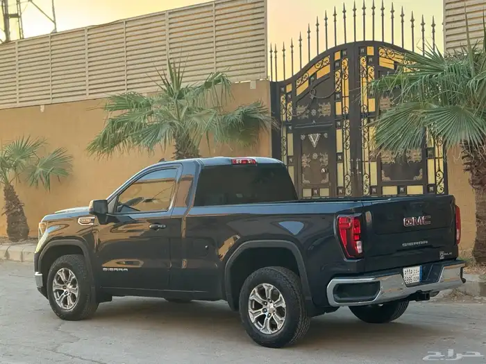 سييرا 2022 SLE بحالة الوكالة 3