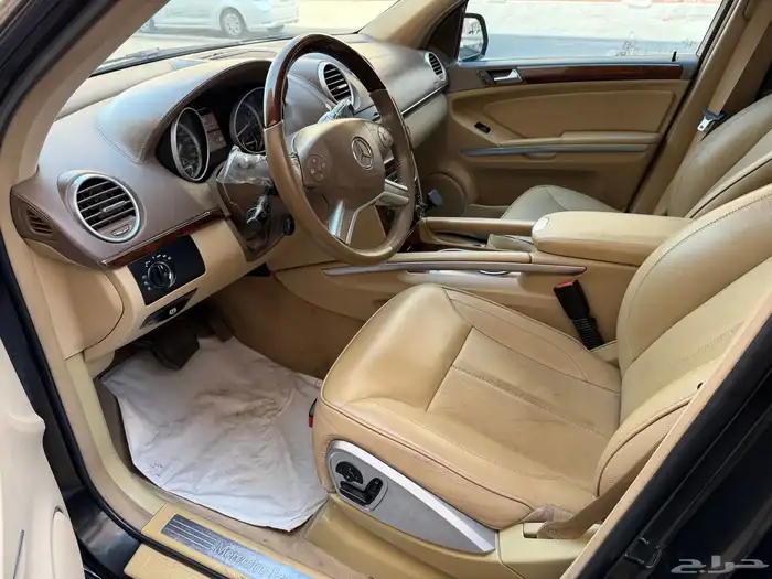 مرسيدس 2010 GL450 فل كامل 23