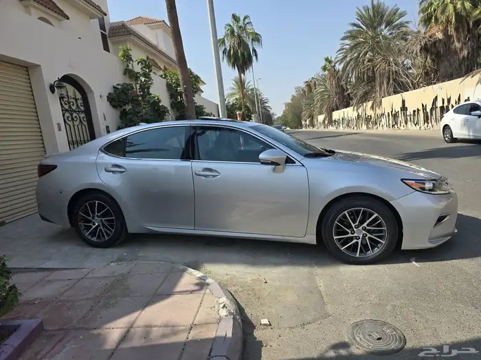 LEXUS ES350 2016 4