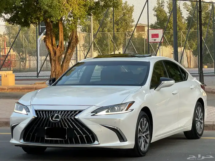 لكزس-ES300h-2023(ممشي48الف)لحاله الوكاله 2