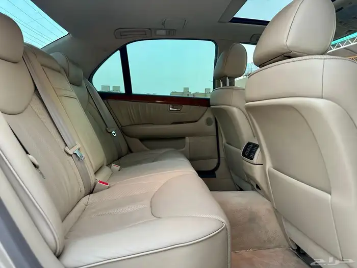 لكزس LS430 2004 مخزن نظيف جدا 39