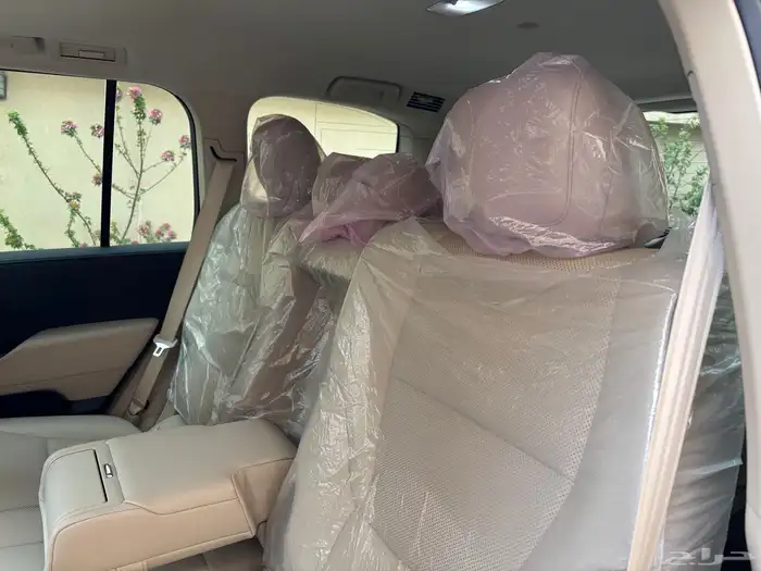 لاند كروزر 2023 GXR أعلى فئة L5 سعودي فل كامل 22