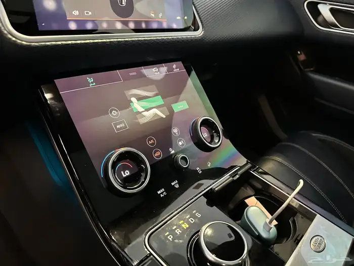 رانج روفر فيلار 2018 R dynamic شد بلد مالك اول 26