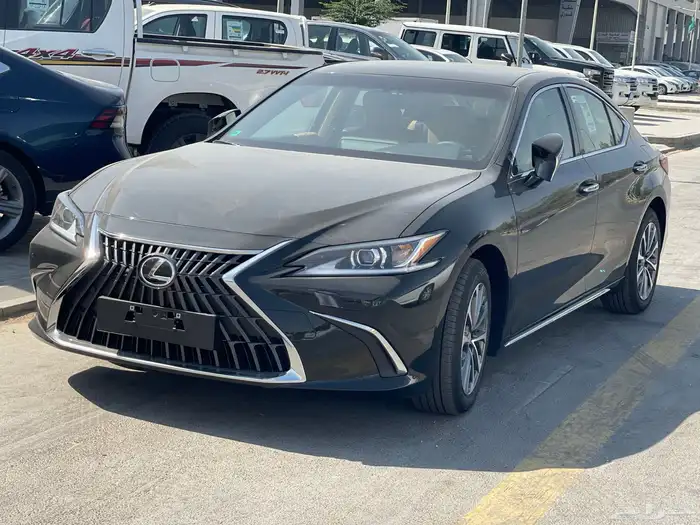 لكزس ES 350. الساير 2025. CA. بالكاش والاقصاد 1