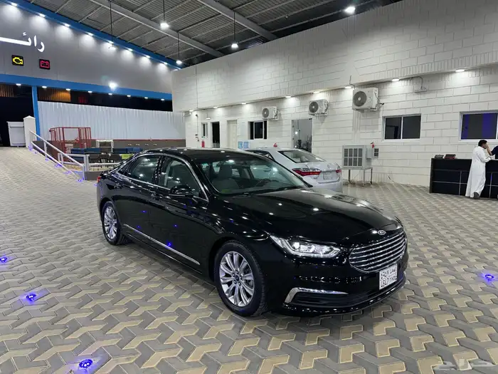 فورد تورس2021 تبارك الله شبه جديده عداد90 تشيكات وكاله شرط 14