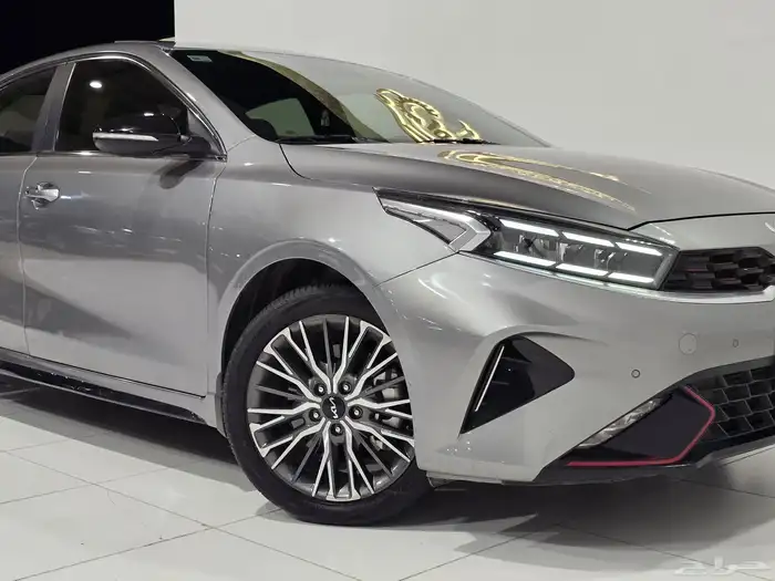 كيا سيراتو GT موديل 2022 بحاله ممتازه 11