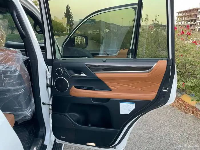 لكزس ( مخزن ) 67