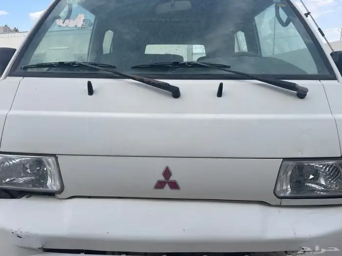 باص مستبيشي 2005 4