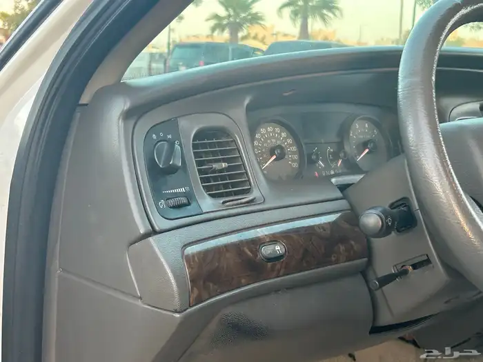 فورد ماركيز 2011 فل كامل نضيف 46