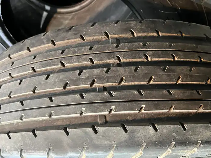 كفرات شاهين سيام مقاس 900 18 12