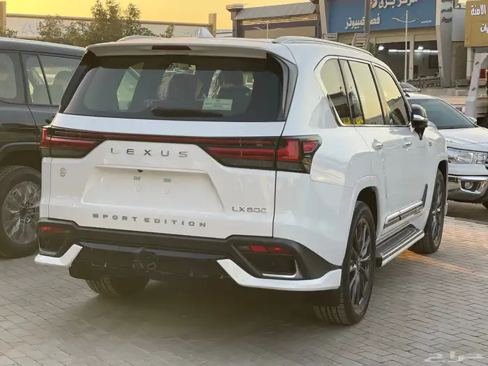 لكزس إف سبورت خليجي 2025 بالكاش والاقصاد 2