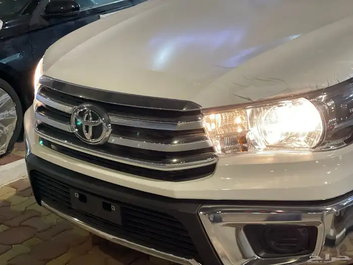 تويوتا هايلوكس غمارة ديزل 2025 5