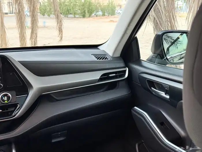 هايلاندر موديل 2021 نص فل شرط وارد سعودي 26