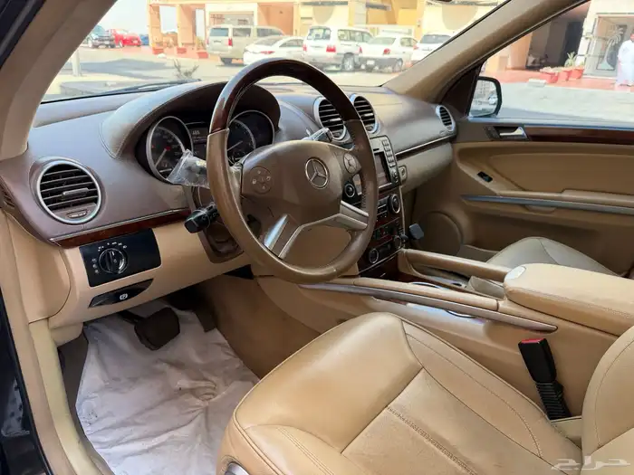 مرسيدس 2010 GL450 فل كامل 25