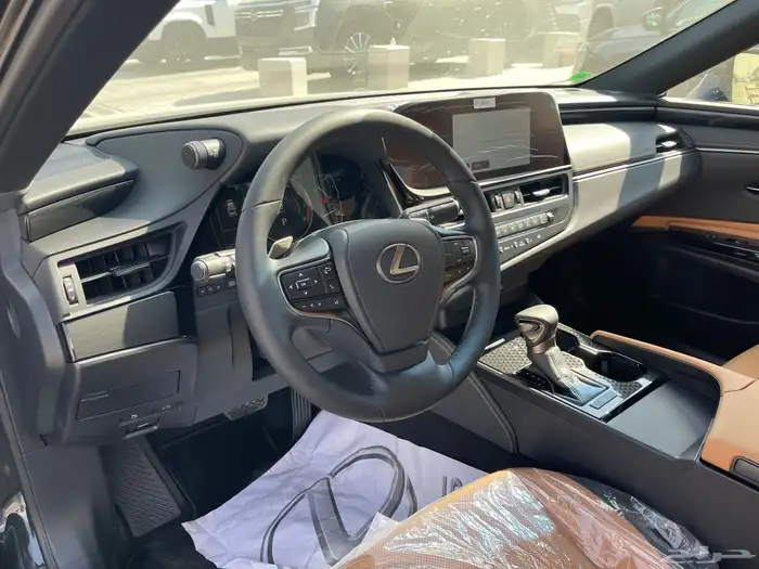 لكزس ES 350. الساير 2025. CA. بالكاش والاقصاد 7