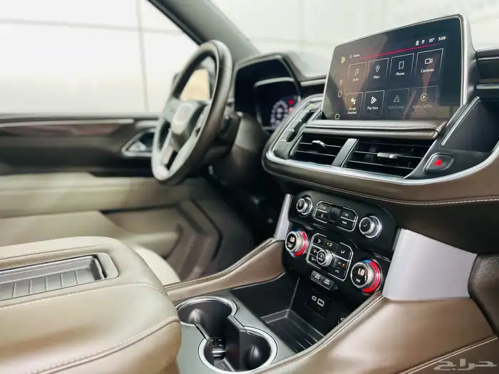 يوكن قصير SLE موديل 2023 10