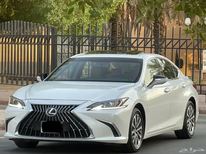 لكزس-ES300h-2023(ممشي48الف)لحاله الوكاله 6