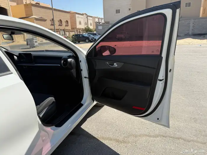 كيا سيراتو 2020 12