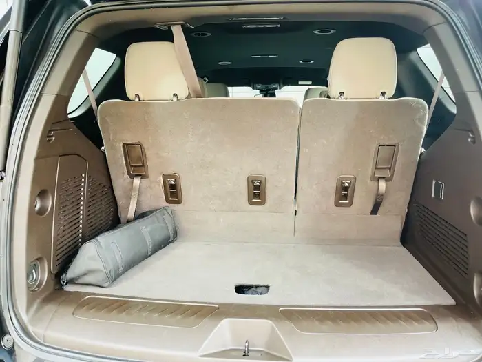 يوكن قصير SLE موديل 2023 8