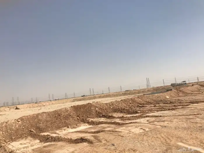 للبيع عقم مخيم قبل محطة صحاري 2