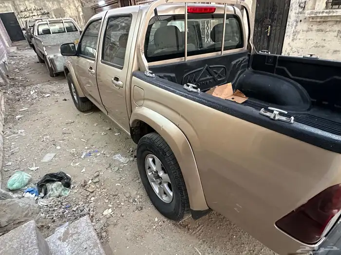 ايسوزو ديماكس 2008 8