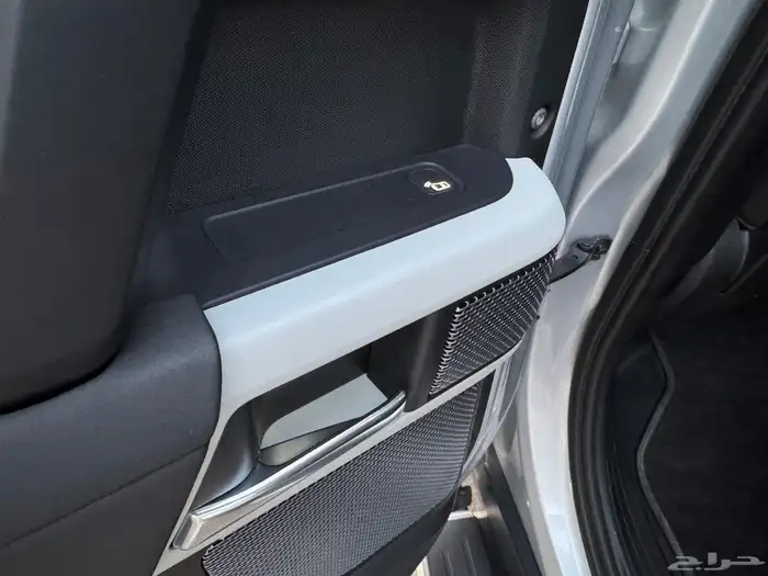 رنج روفر ديفندر FIRST EDITION 110 موديل 2020 ( إصدار خاص ) 35