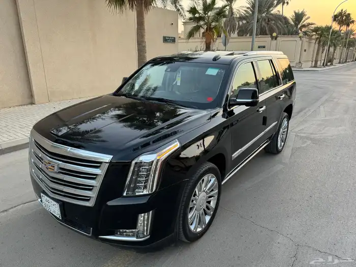 اسكاليد 2015 سعودي فل كامل بحالة الوكاله 0