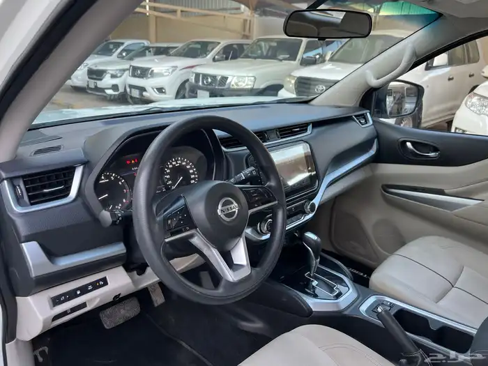 اكستيرا 2023 دبل SE ممشى 43.000 لدى قمة الاطلال 43