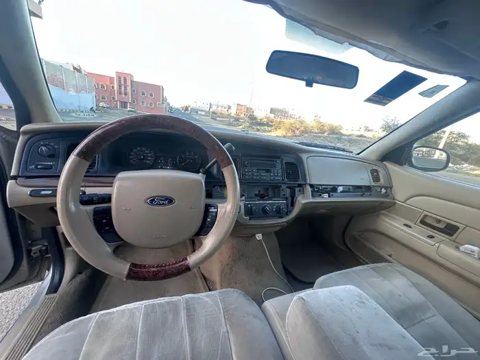 فورد فكتوريا 2007 6