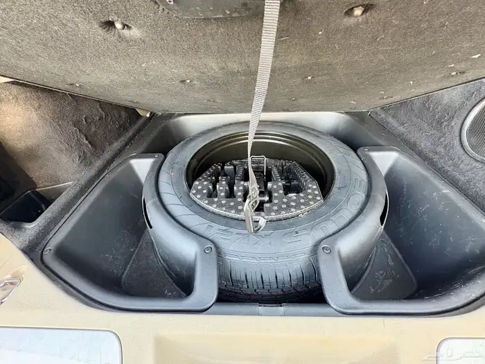 جيب جراند شيروكي فل كامل ليمتيد 25