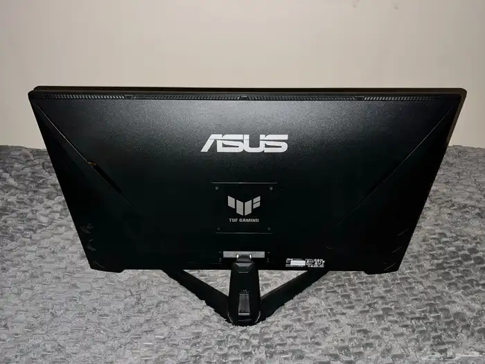 شاشة قيمنق ASUS 32 بوصه 4k 1