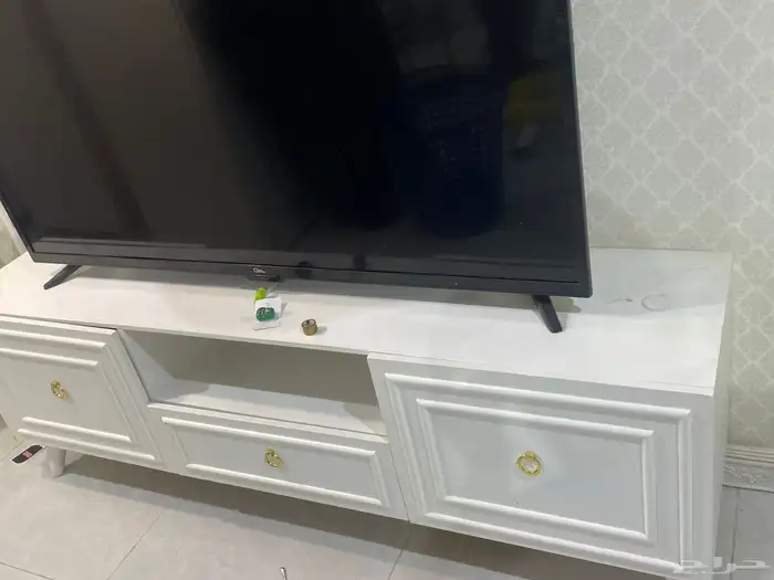 طاولة تلفزيون 0