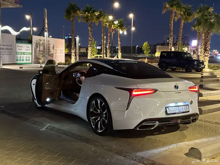 لكزس lc500 2021 13