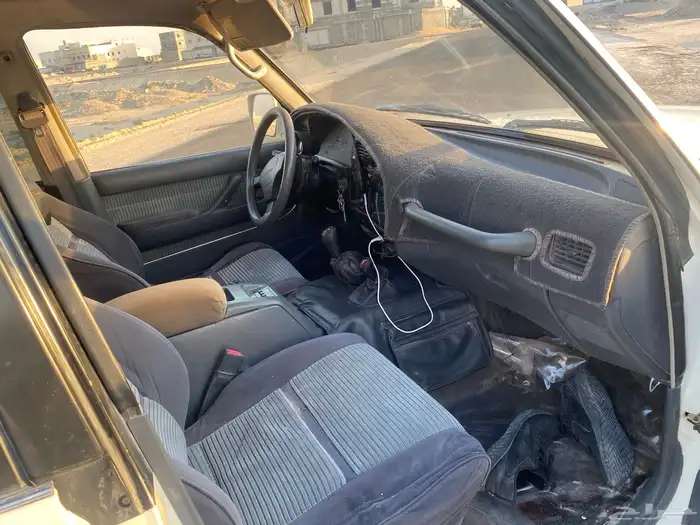 لاندكروزر VXR موديل 1991 عليه مكينة لكزس بويه بلاد 5