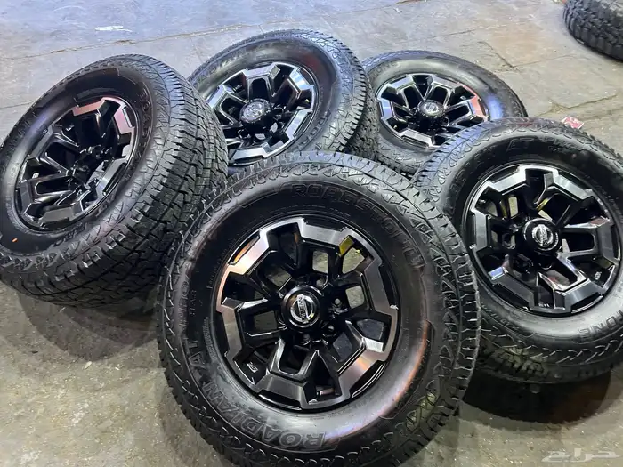 جنوط سوبر سفاري مع كفرات رودستن  مقاس 285.70.17 تاريخ 24 23